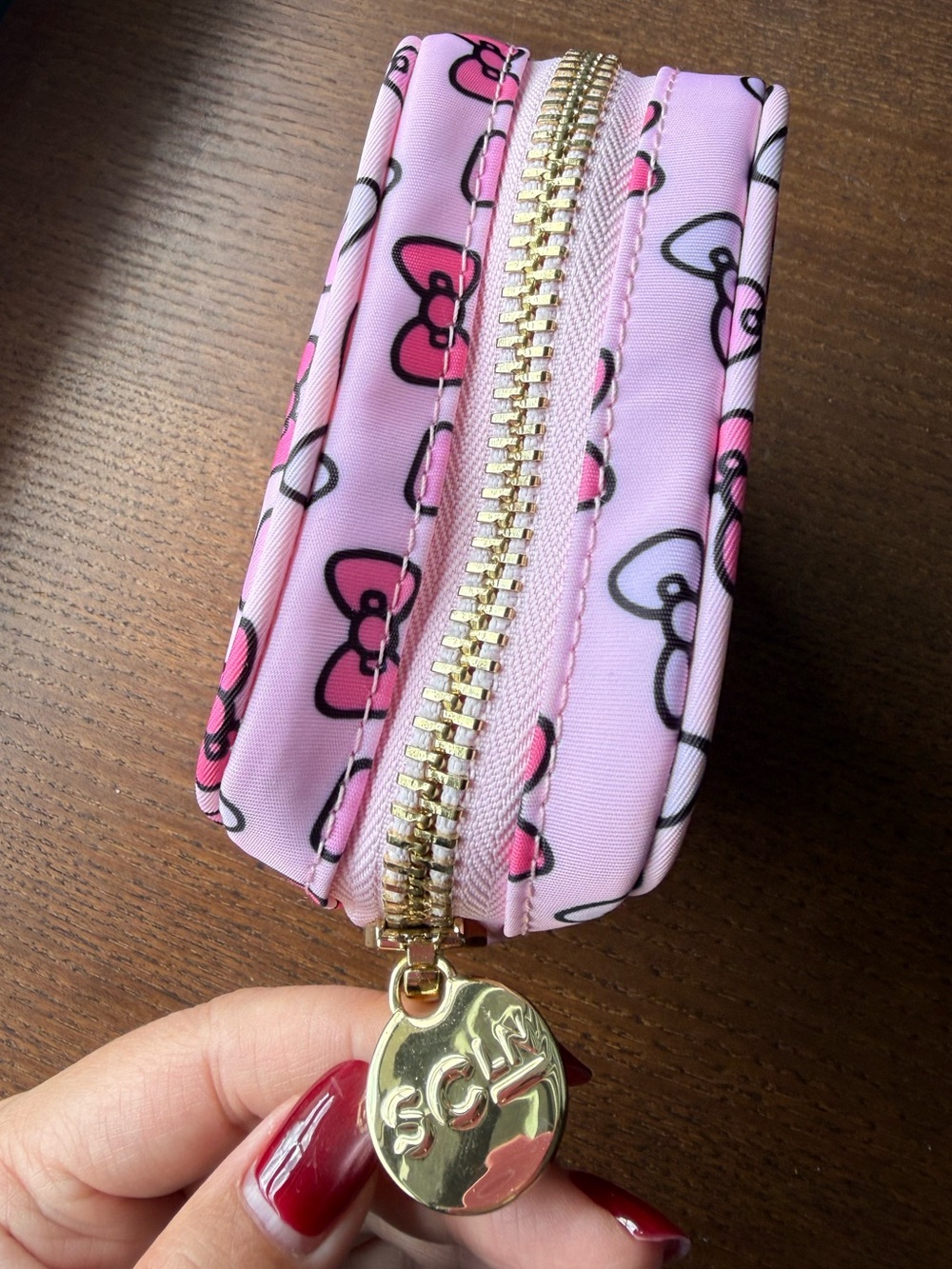 Stoney Clover Lane x Hello Kitty Bows Mini Pouch - Picture 3 of 16